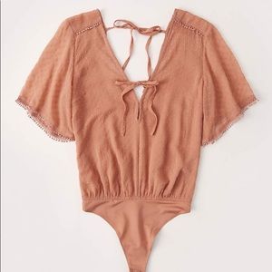 NWOT ABERCROMBIE & FITCH SS Chiffon Bodysuit